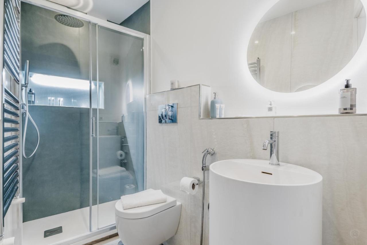 Bbhome Design Suite Apartment Over Trastevere District Roma Ngoại thất bức ảnh